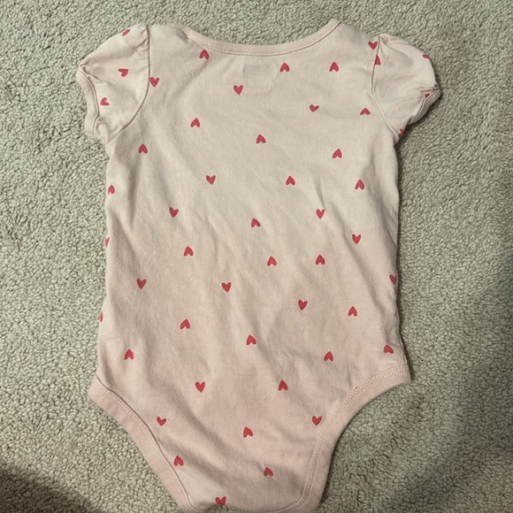 Like new onesie - Picture 2 of 2